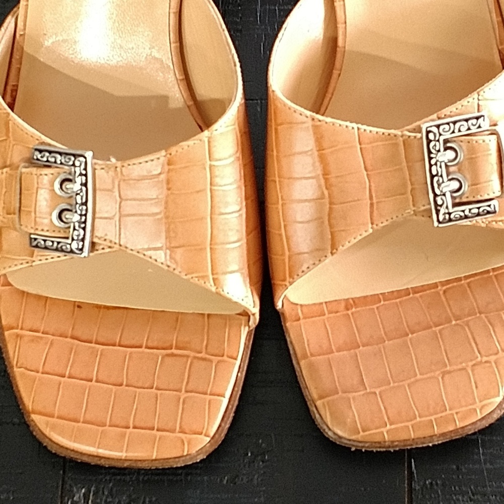 Brighton heels made in Italy - Picture 2 of 5